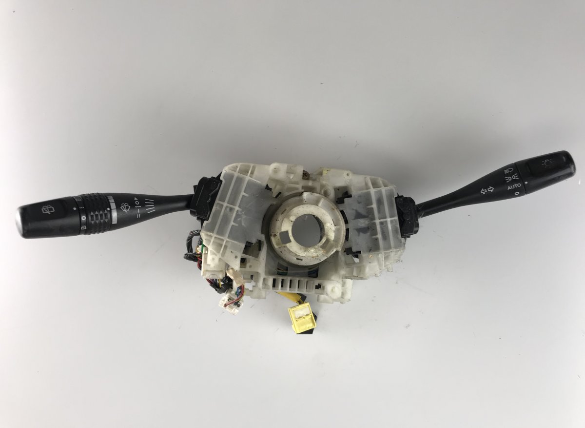 Mitsubishi Pajero Indicator/wiper/slip ring switch (stalk)