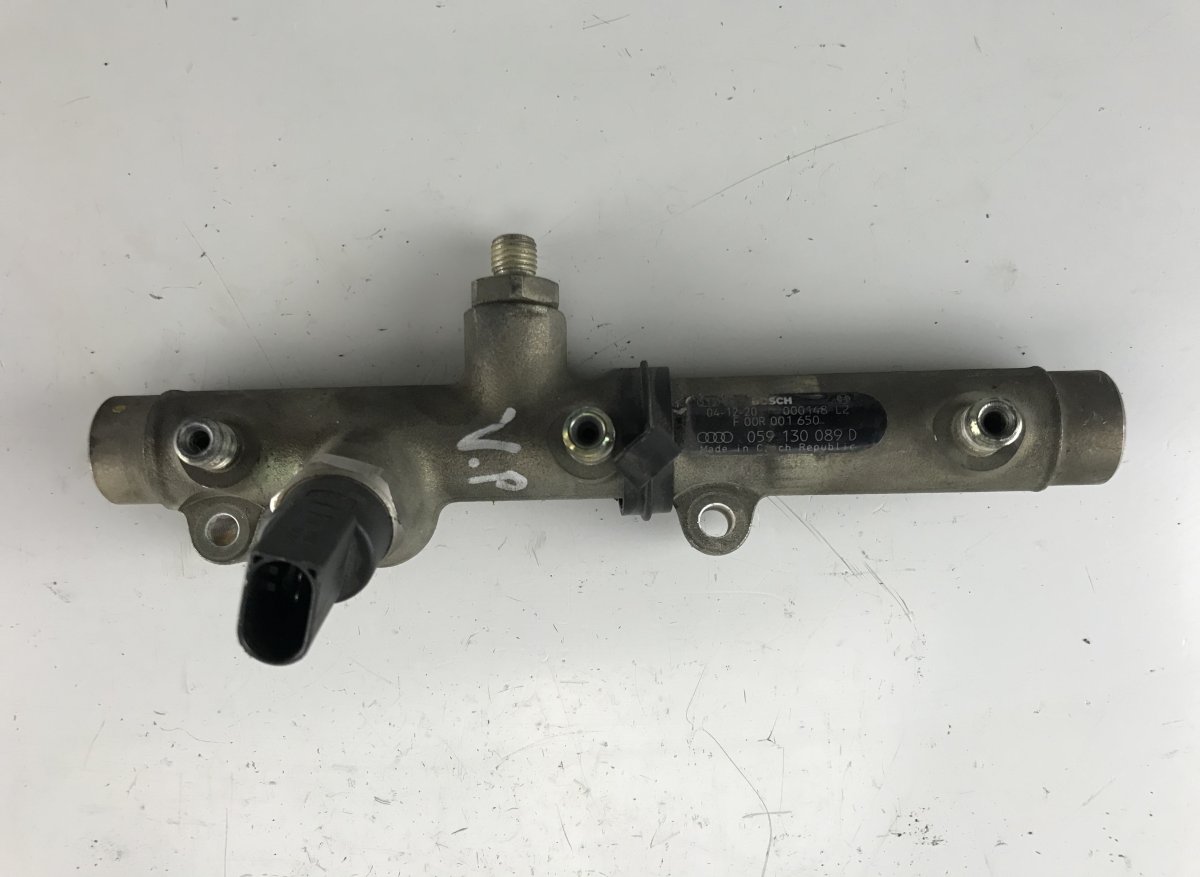 Audi A4 (B6) Fuel Distributor / fuel rail AUDI A4 (B7) (2004-2008) Fuel Distributor / fue...