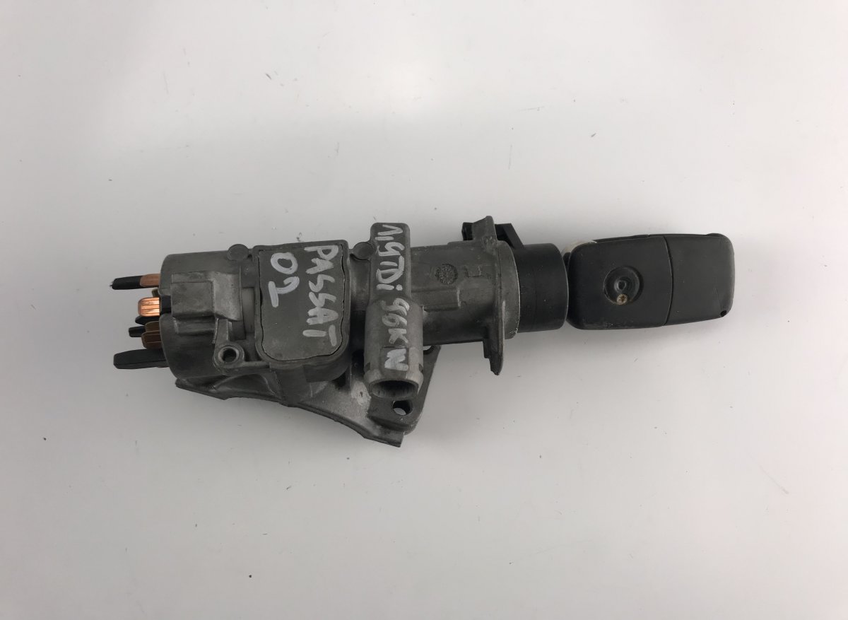 Volkswagen Passat Ignition switch lock (ignition barrel) VW PASSAT B5 (3B3) (2000-2005) Ignition switch ...