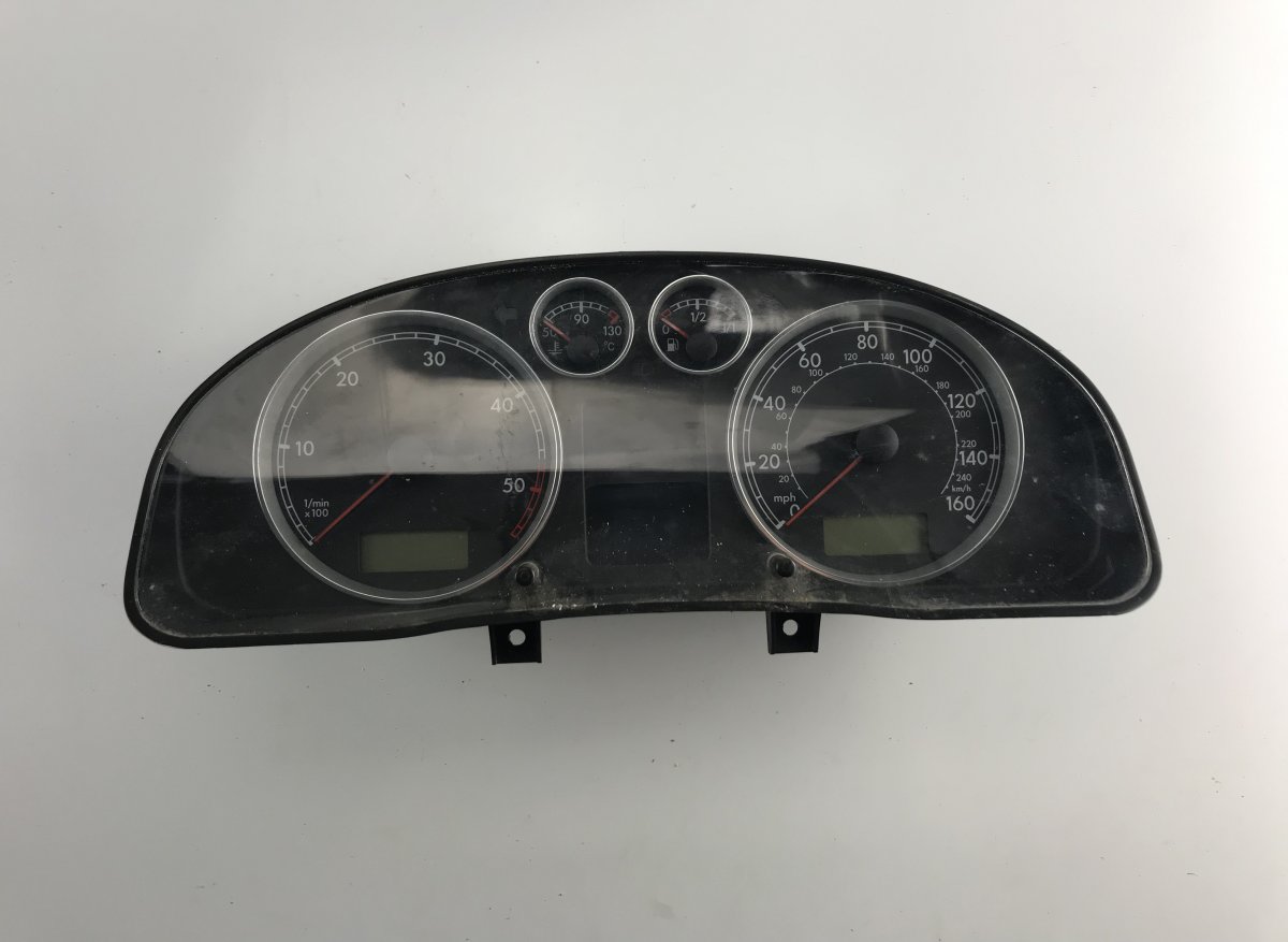 Volkswagen Passat instrument cluster VW PASSAT B5 (3B3) (2000-2005) Instrument Clust...