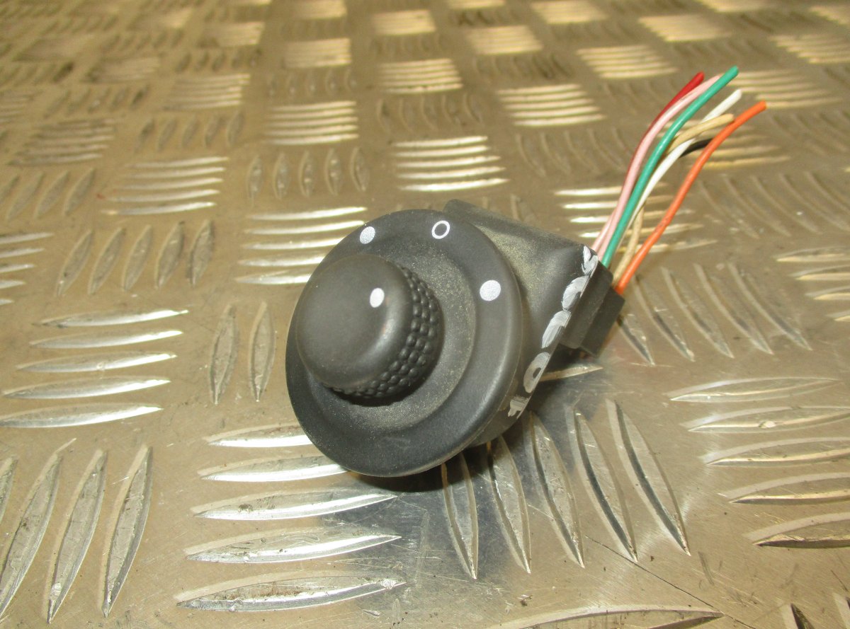 Renault Trafic Mirror Switch RENAULT TRAFIC II (2001-2015) Mirror Switch 820...