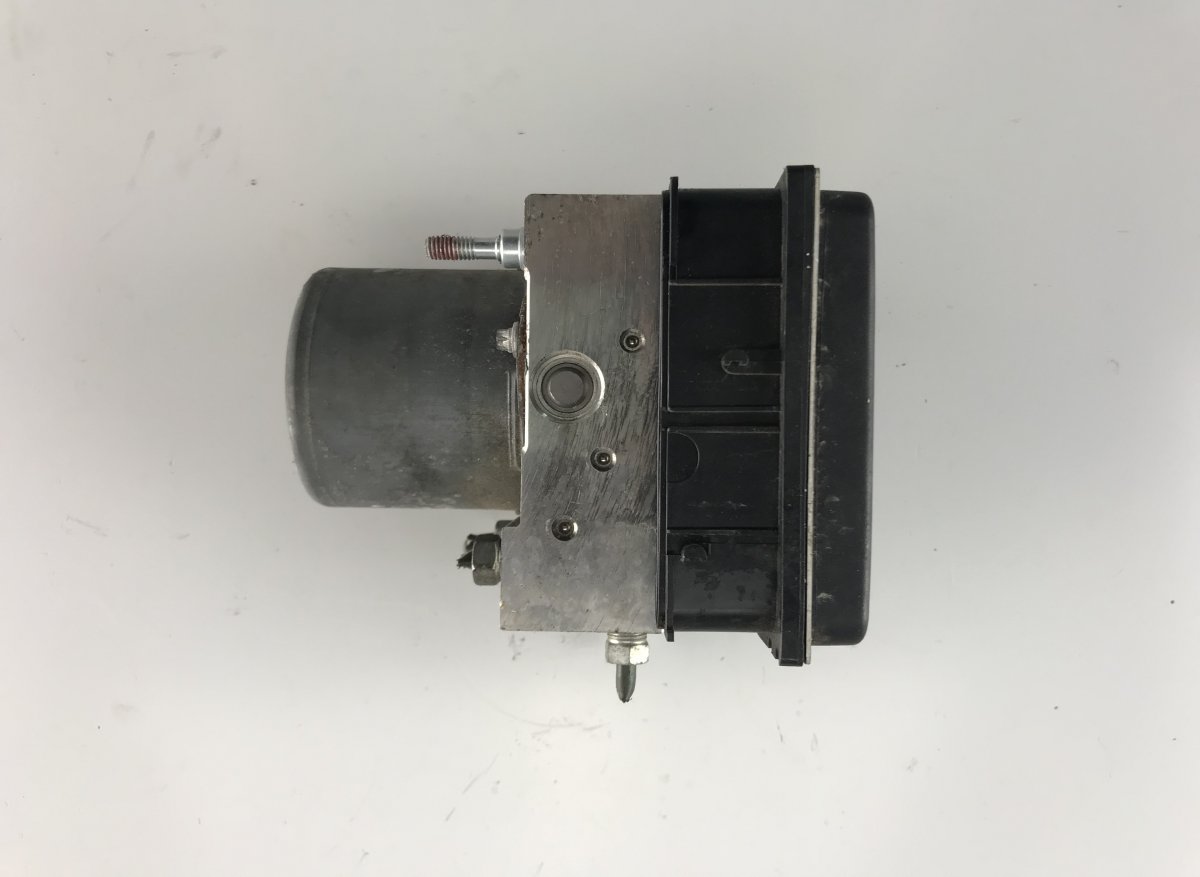 Toyota Avensis (T27) ABS hydraulic unit / pump TOYOTA AVENSIS (T270) (2009-2018) ABS hydraulic...