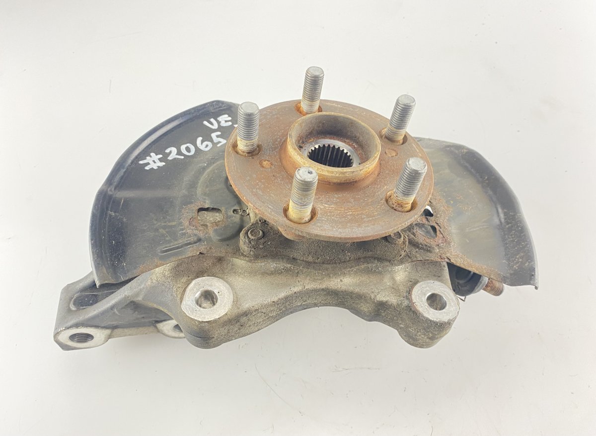 Toyota Prius Wheel bearing housing front left TOYOTA PRIUS III (XW30) (2009-2015) Wheel beari...