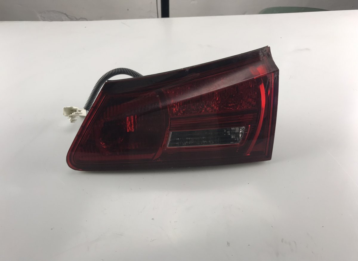 Lexus IS Inner tail light, right LEXUS IS II (XE20) (2005-2013) Inner tail light...