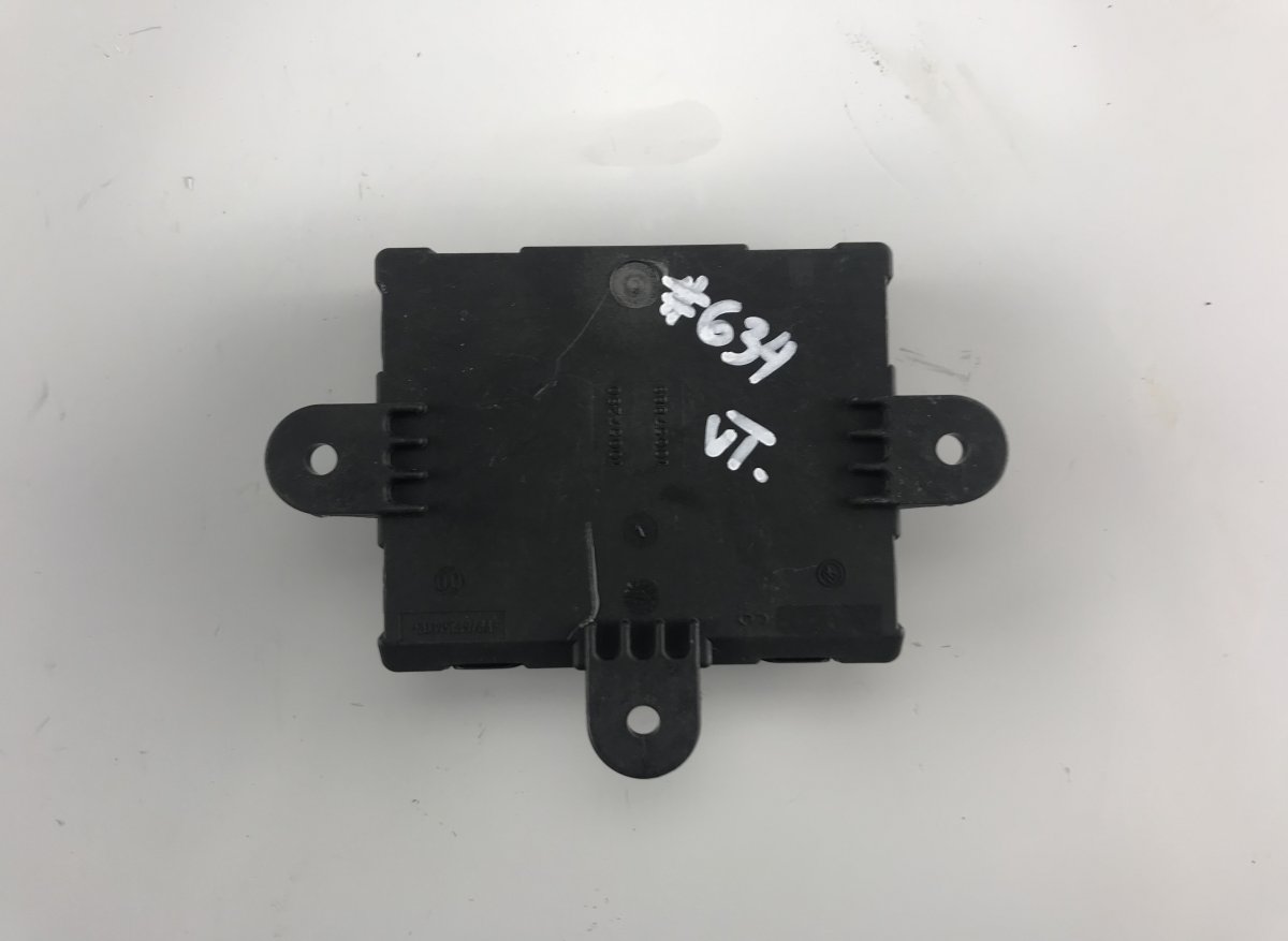 Volvo XC60 Door control unit rear left VOLVO XC60 I (2009-2017) Door control unit rear...