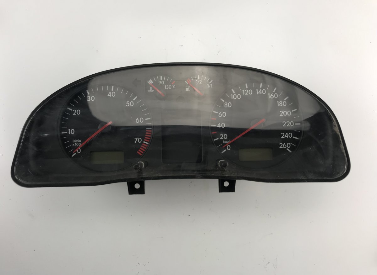 Volkswagen Passat näidikud VW PASSAT B5 (3B2) (1996-2000) Instrument Clust...