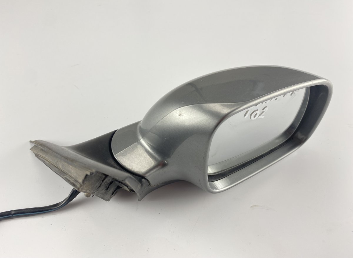 Volkswagen Passat peili (oikea) VW PASSAT B5 (3B3) (2000-2005) Mirror right

Ge...
