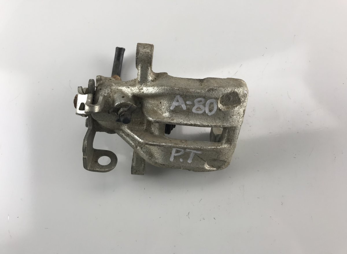 Audi 80 (B3) Brake caliper rear right AUDI 80 / 90 (B3) (1986-1991) Brake caliper rea...