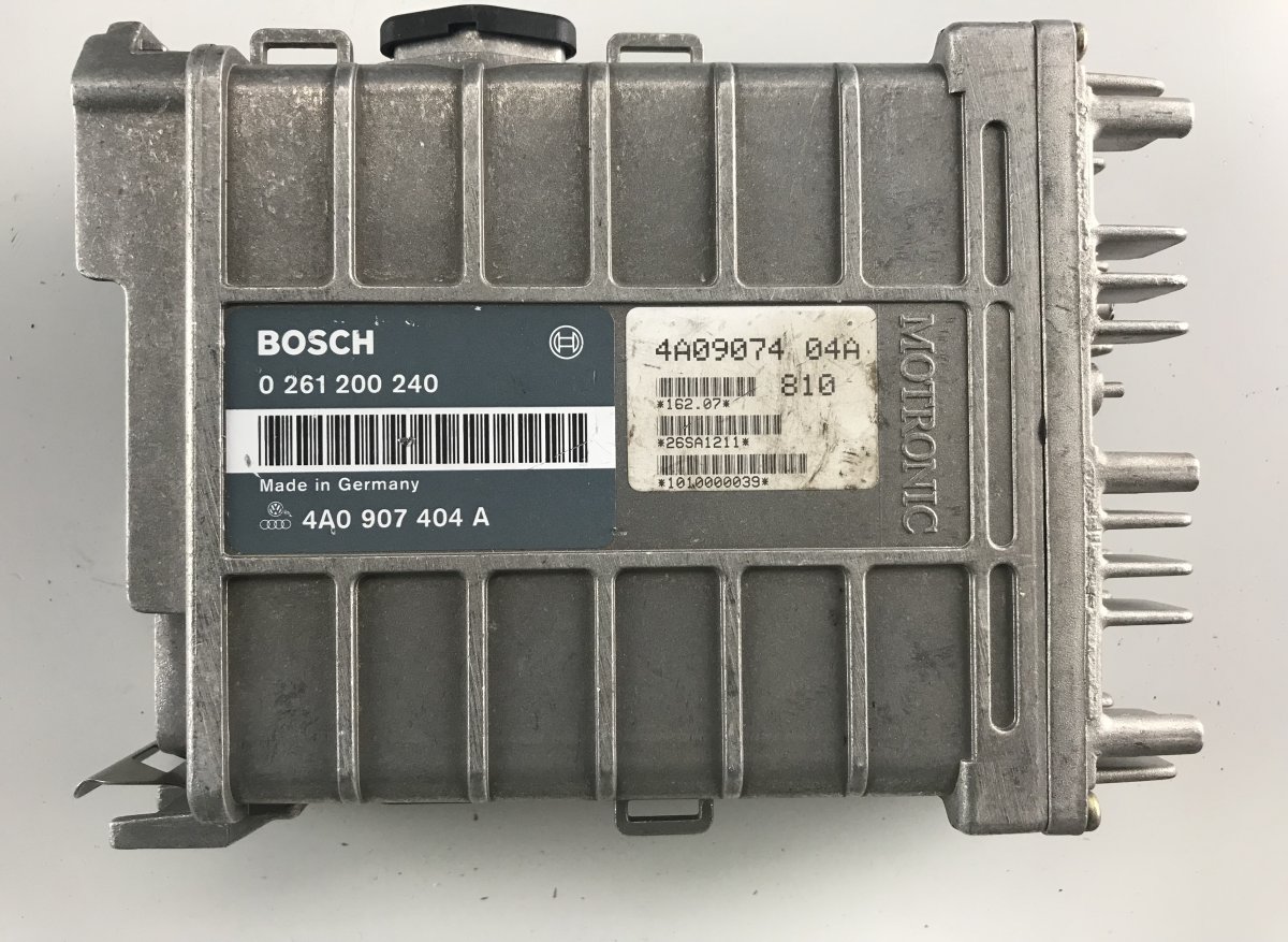 Audi 100 Engine Control Unit / module (ECU) AUDI 100 (C4) (1990-1994) Engine Control Unit /...