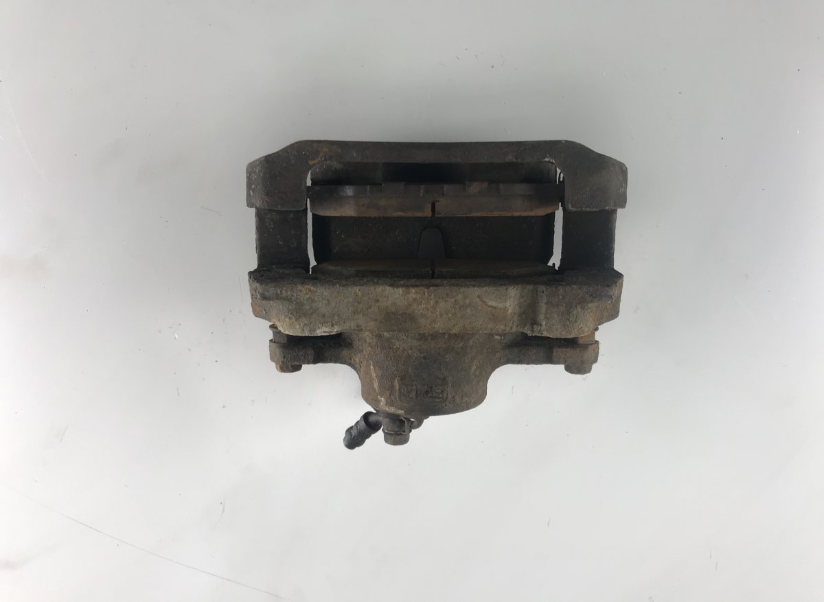 Lexus IS Brake caliper Front left LEXUS IS II (XE20) (2005-2013) Brake caliper Fr...