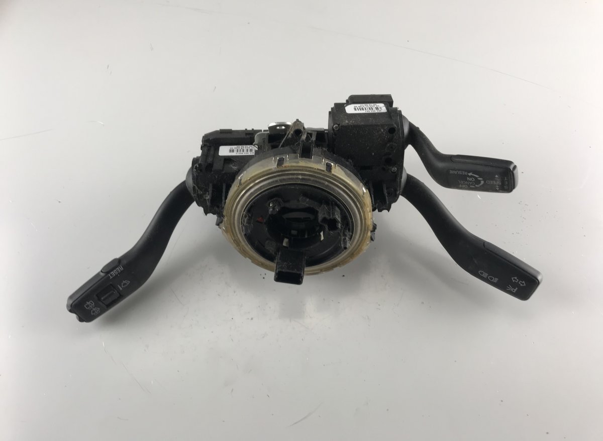 Audi Q7 (4L) Indicator/wiper/slip ring switch (stalk) AUDI Q7 (4L) (2006-2015) Indicator/wiper/slip r...