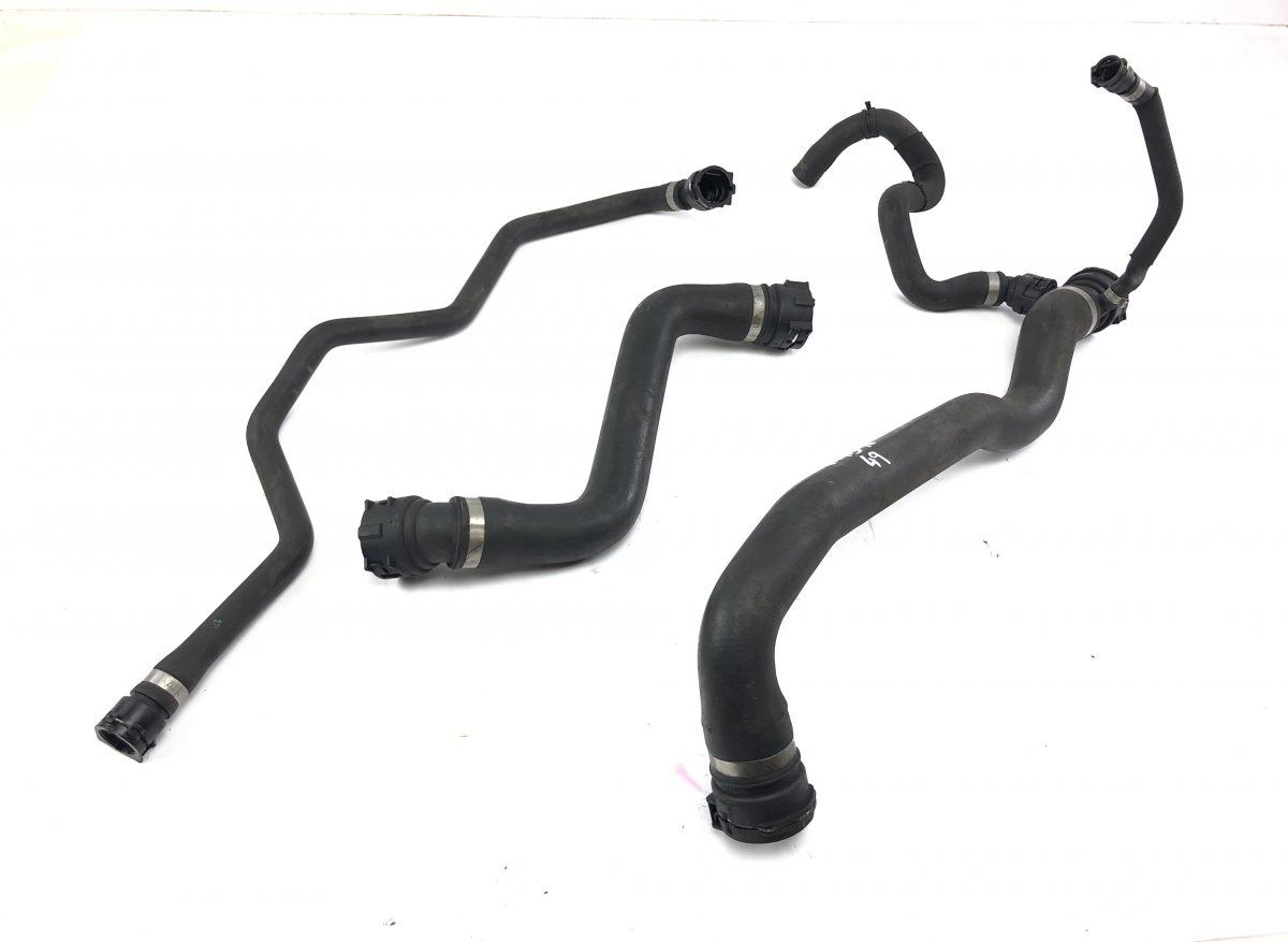 BMW 5 (F10 / F11) Jahutuslõdviku kolmik BMW 5 (F10, F11) (2010-2017) Coolant Hose 91703...