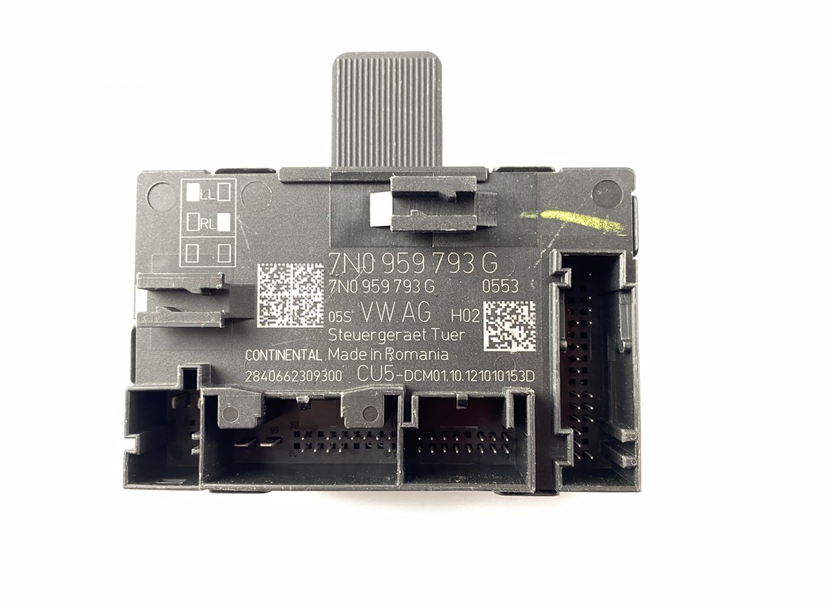 Volkswagen Sharan Door control unit front right VW SHARAN II (7N) (2010-2022) Door control unit...