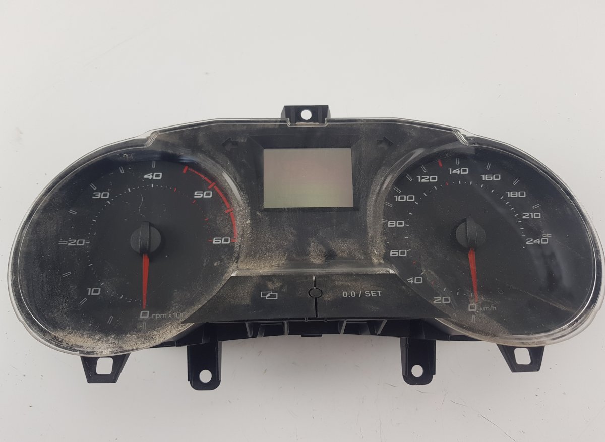 Seat Ibiza instrument cluster SEAT IBIZA IV (6J, 6P) (2008-2017) Instrument C...