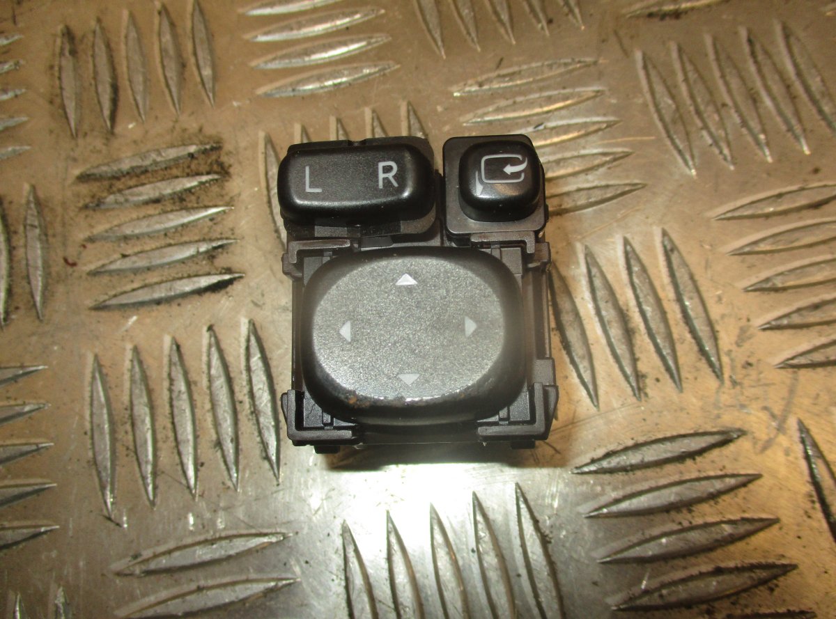 Toyota Avensis (T27) Mirror Switch TOYOTA AVENSIS (T270) (2009-2018) Mirror Switch...