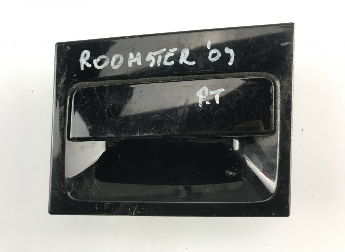Skoda Roomster / Praktik Door Handle Exterior Rear Right SKODA ROOMSTER / PRAKTIK (5J) (2005-2015) Door ...