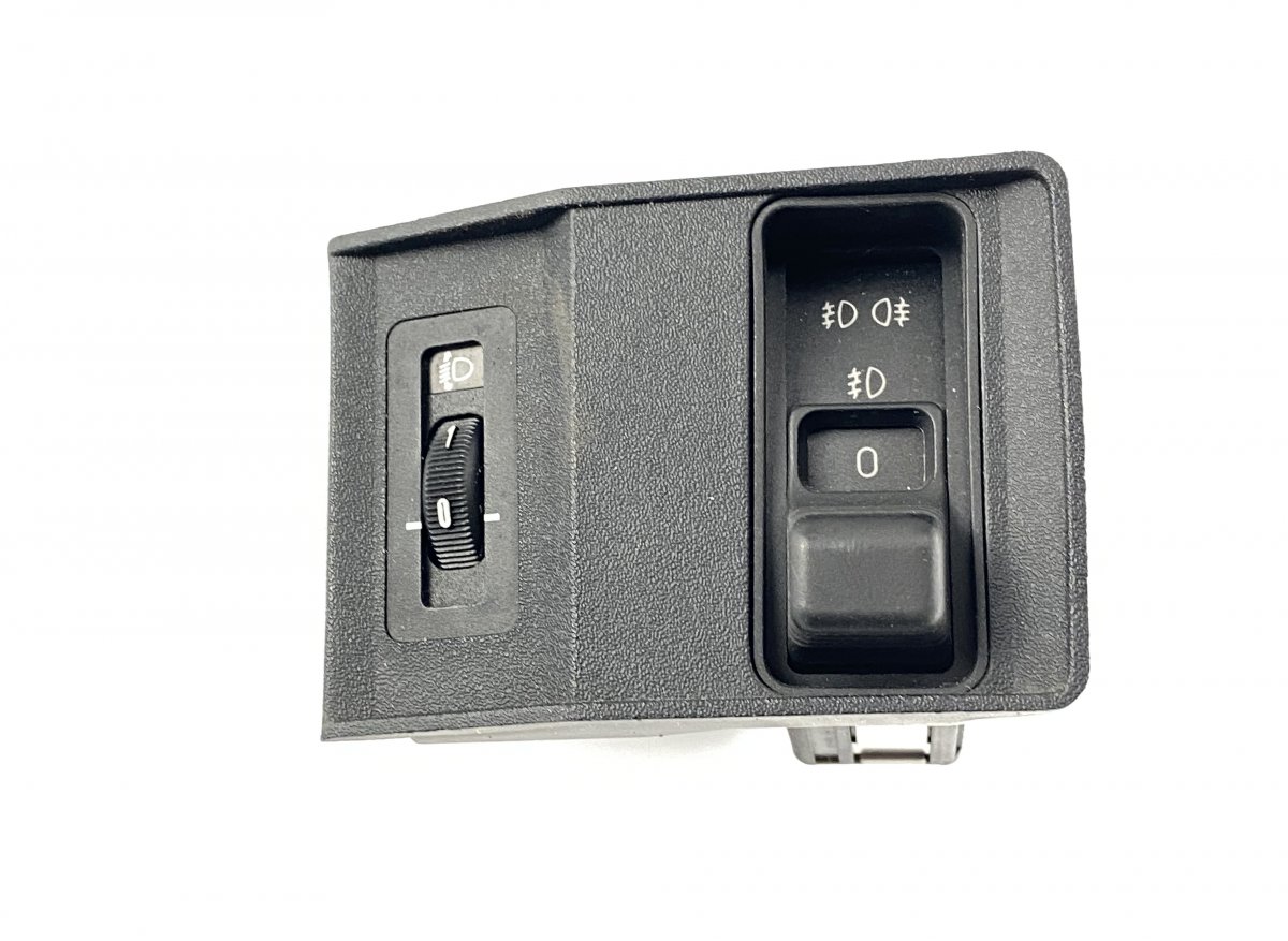 BMW 5 (E34) Fog light switch BMW 5 (E34) (1987-1997) Fog Light Switch 835123...
