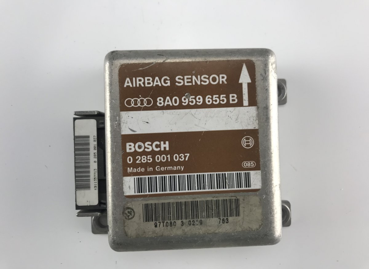 Audi A4 (B5) Airbag Control Unit AUDI A4 (B5) (1994-2001) Airbag Control Unit 8A...