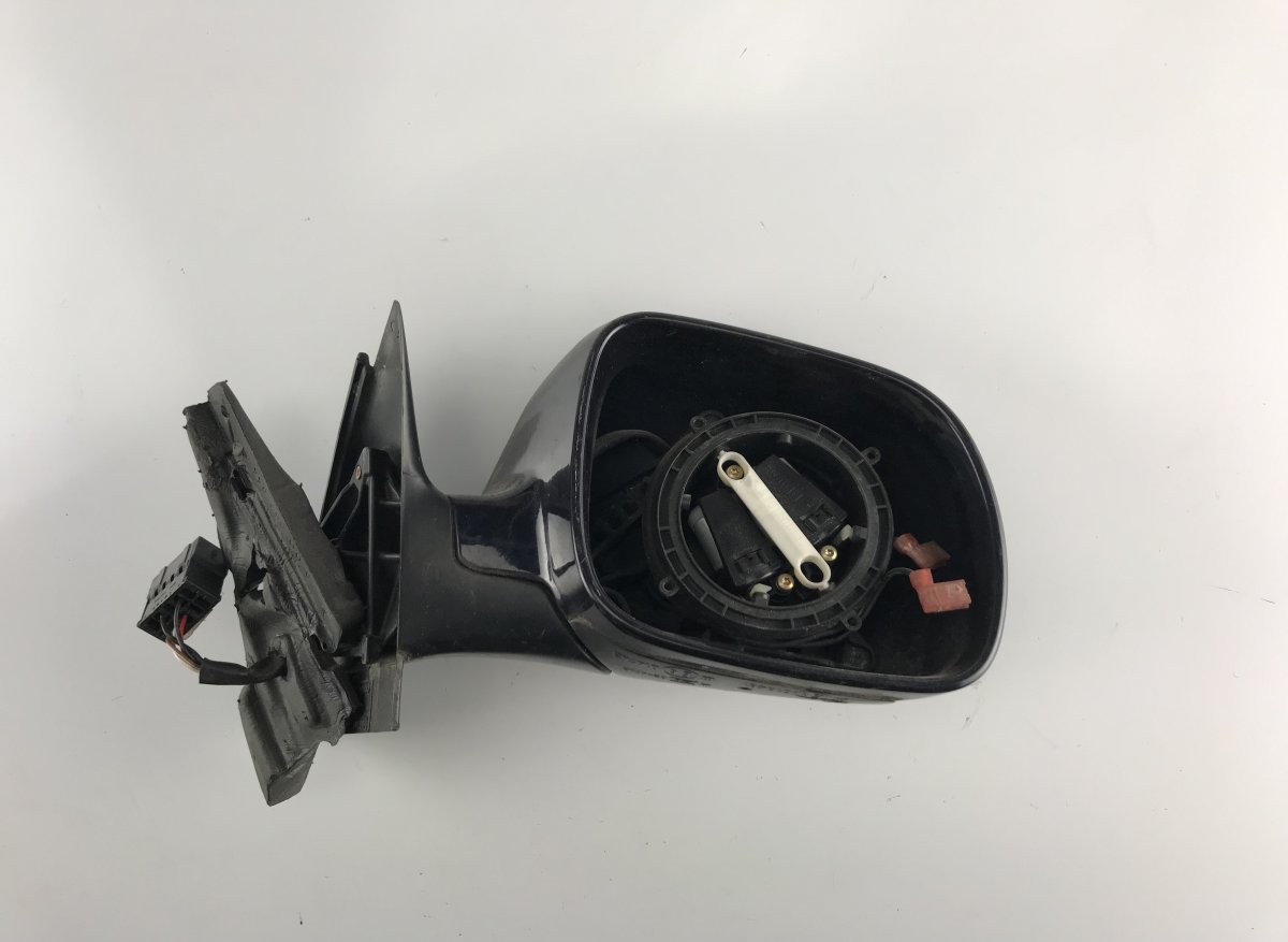 Audi A4 (B5) mirror right AUDI A4 (B5) (1994-2001) Mirror right E6014743
...