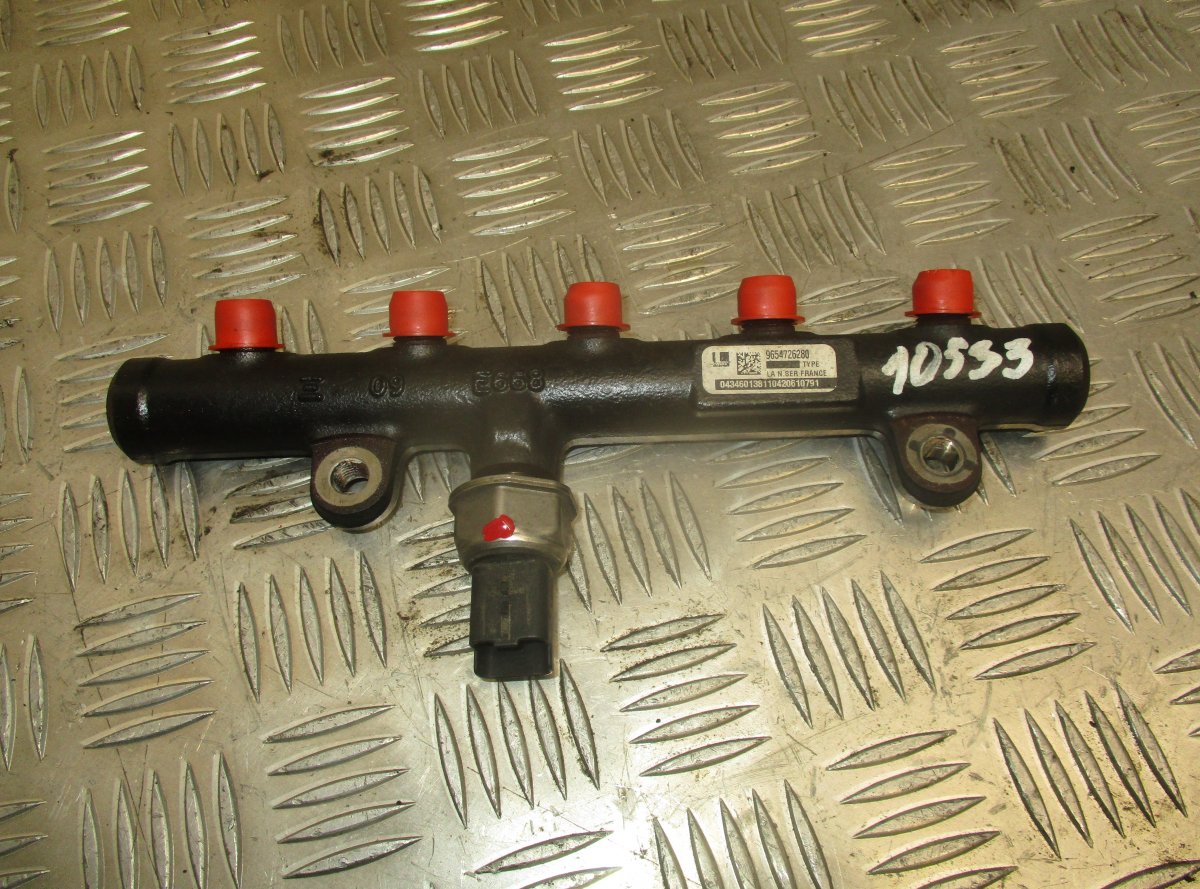 Peugeot 407 Fuel Distributor / fuel rail PEUGEOT 407 (2004-2012) Fuel Distributor / fuel...