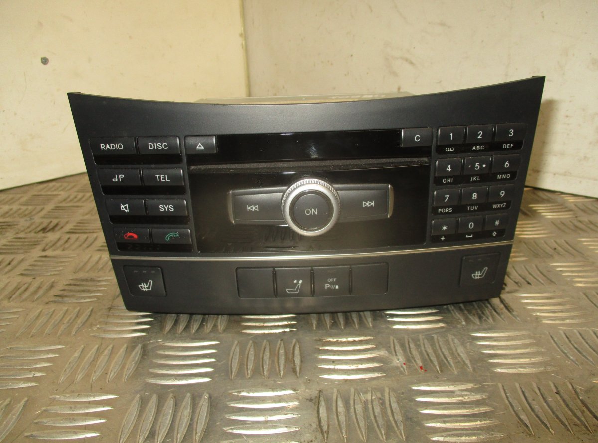 Mercedes-Benz A (W169) Radio MERCEDES-BENZ E-CLASS (W212) (2009-2016) Radio ...