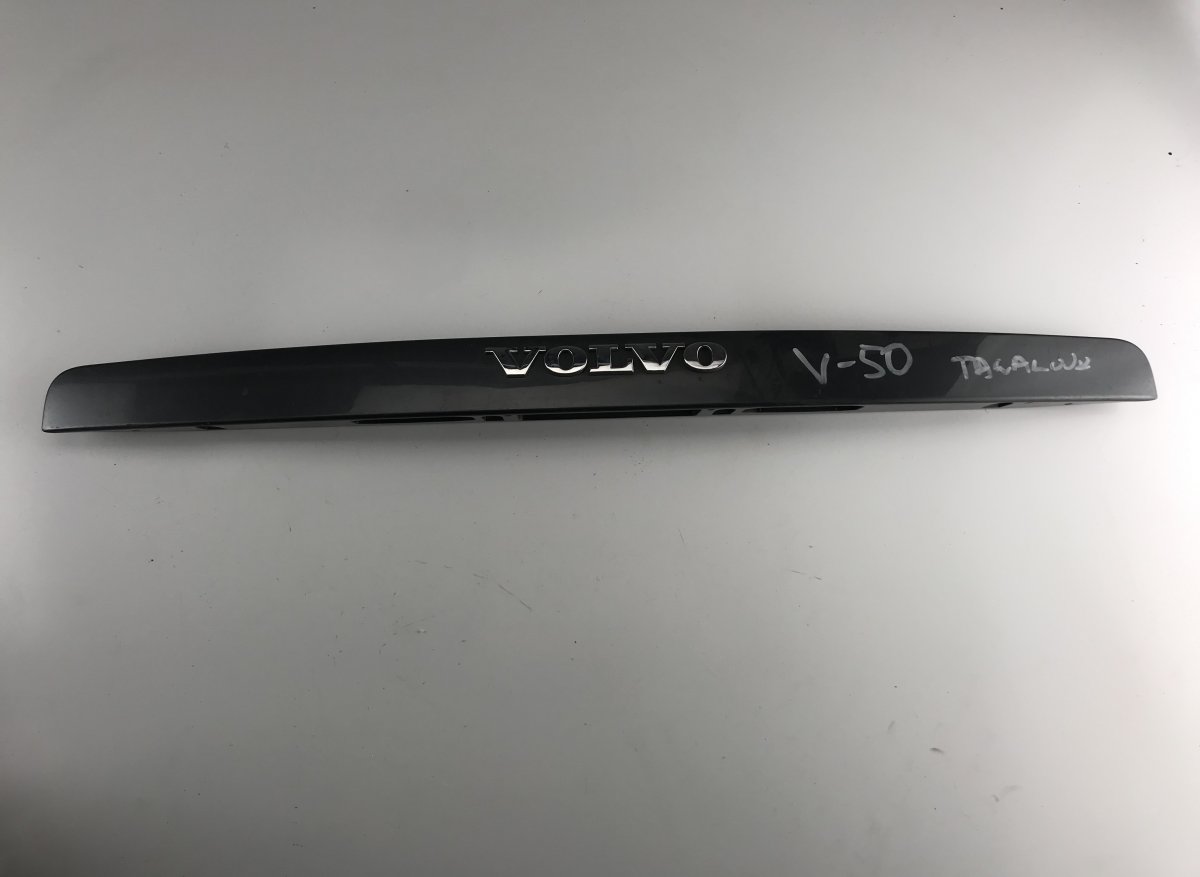 Volvo C30 Bootlid / tailgate moulding VOLVO S40 / V50 / C30 / C70 (MS, MW) (2004-2012...