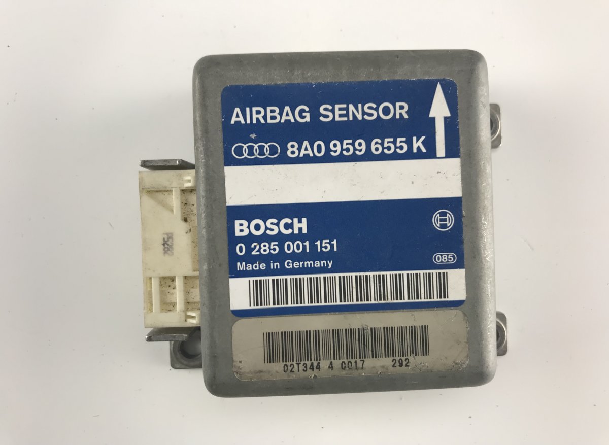Audi A8 (D2) Airbag Control Unit AUDI A8 (4D2, 4D8) (1994-2002) Airbag Control U...