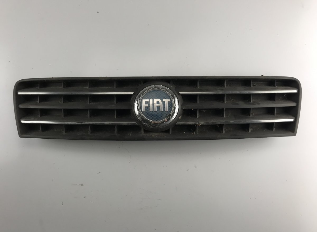 Fiat Grande Punto Radiator Grille FIAT PUNTO II (188) (1999-2012) Radiator Grille...