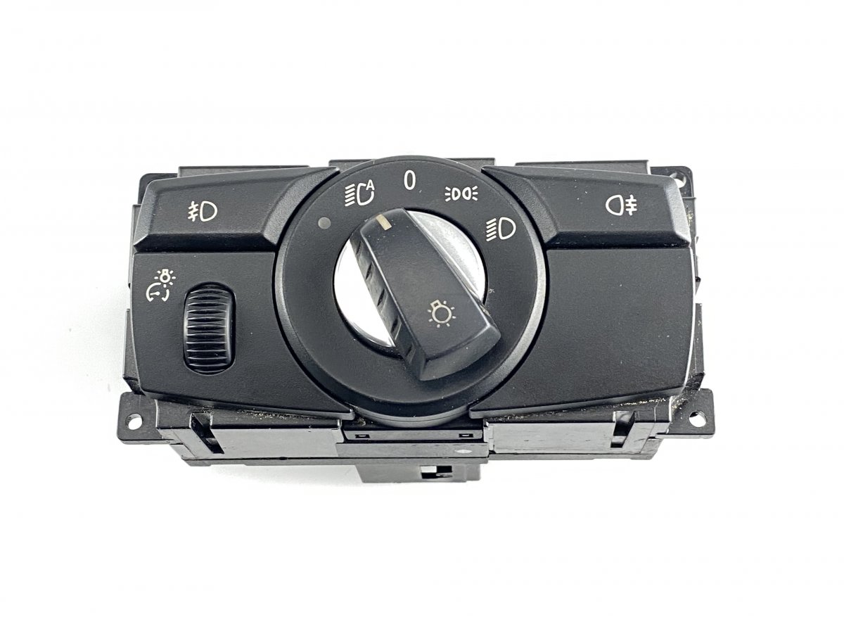 BMW 5 (E60 / E61) Headlight Switch BMW 5 (E60, E61) (2003-2010) Headlight Switch 6...