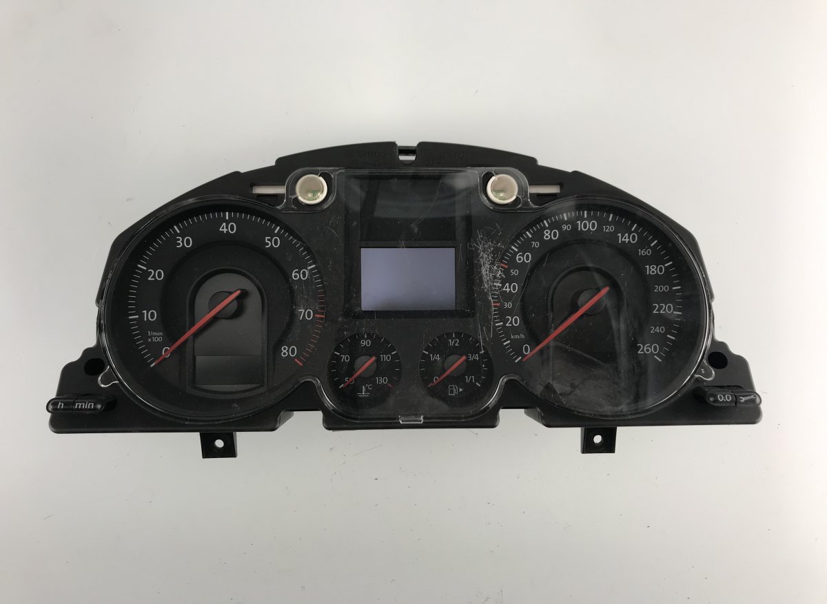 Volkswagen Passat instrument cluster VW PASSAT B6 (3C) (2005-2010) Instrument Cluste...