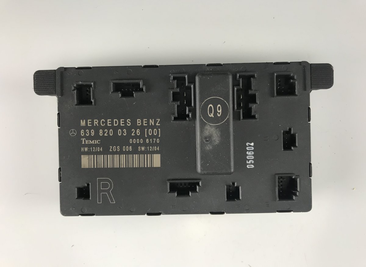 Mercedes-Benz Viano / Vito (W639) Door control unit front right MERCEDES-BENZ VITO / VIANO (W639) (2003-2014) D...