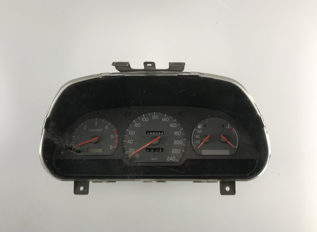 Volvo S40 mittaristo VOLVO S40 / V40 (VS, VW) (1995-2004) Instrument...