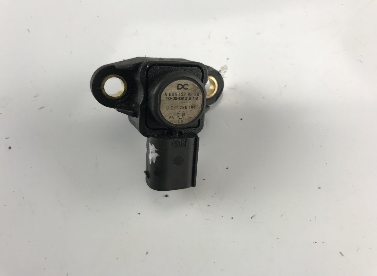 Mercedes-Benz A (W169) Intake air pressure sensor MERCEDES-BENZ C-CLASS (W204) (2007-2013) Intake...