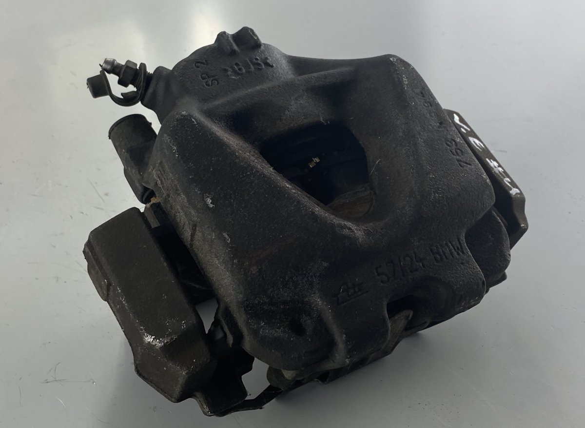 BMW 3 (E90 / E91 / E92 / E93) Brake caliper Front left BMW 3 (E90, E91, E92, E93) (2005-2011) Brake ca...