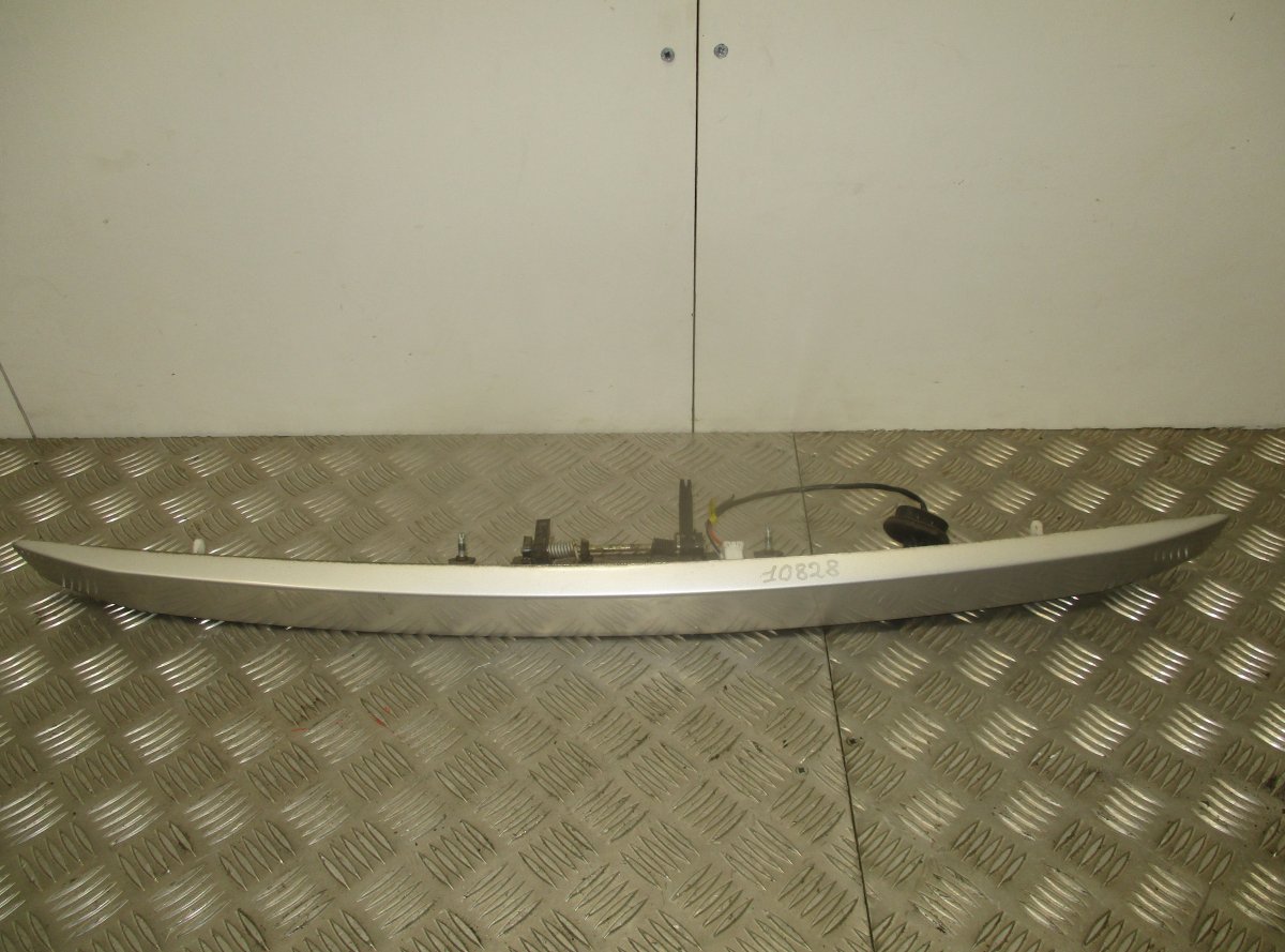 Jeep Grand Cherokee (WK) Bootlid / tailgate moulding JEEP GRAND CHEROKEE III (WH) (2005-2010) Bootli...
