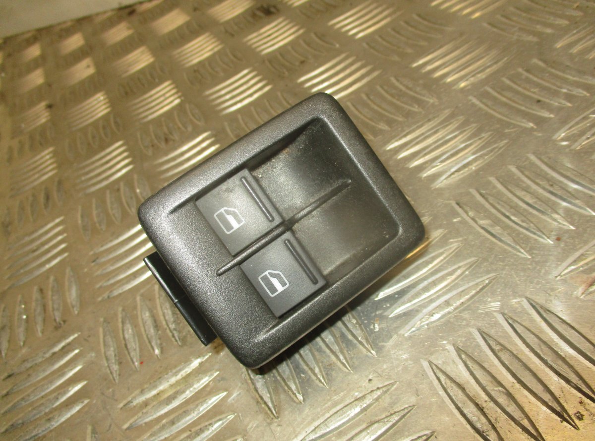 Volkswagen Scirocco Main windows switch VW SCIROCCO III (137) (2008-2017) Main windows ...