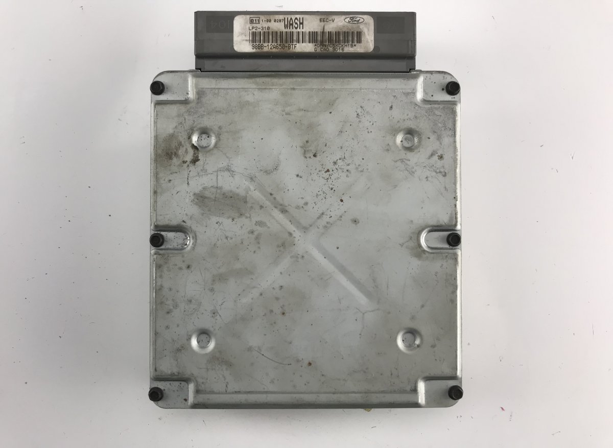 Ford Mondeo Engine Control Unit / module (ECU) FORD MONDEO Mk II (1996-2000) Engine Control Un...