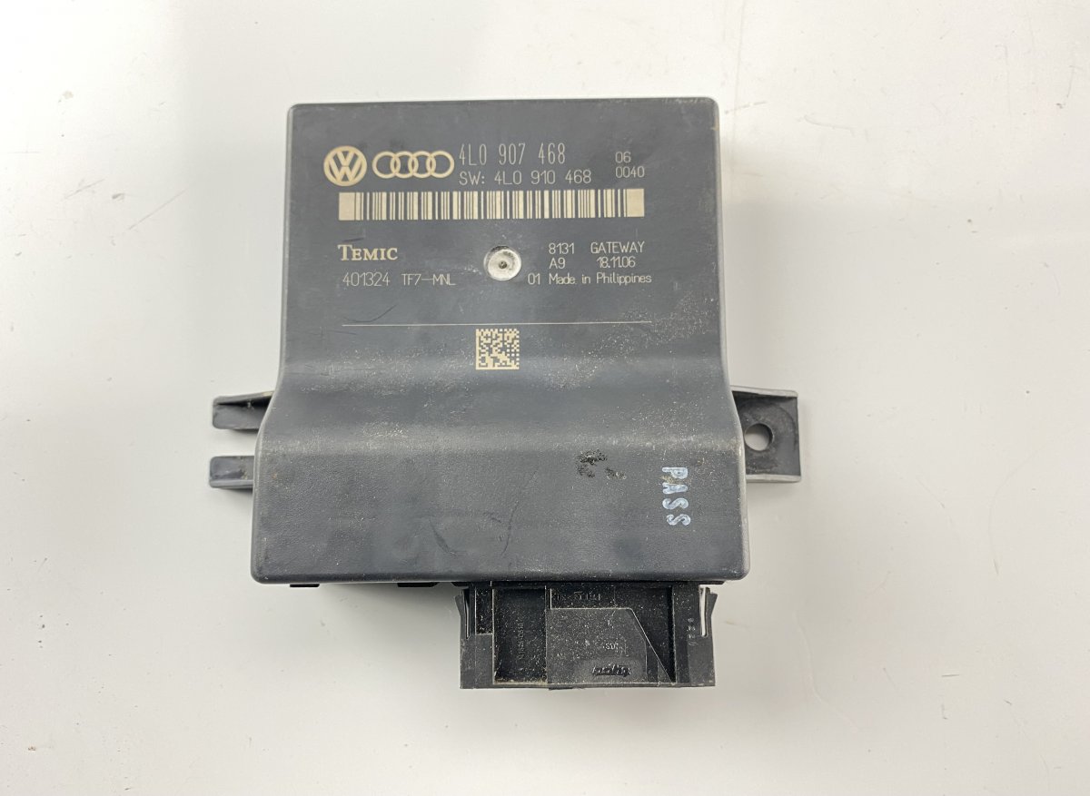 Audi Q7 (4L) Central gateway module AUDI Q7 (4L) (2006-2015) Central gateway module...