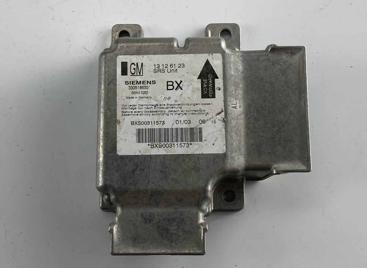 Opel Vectra (C) Airbag Control Unit OPEL VECTRA C (2002-2010) Airbag Control Unit 1...