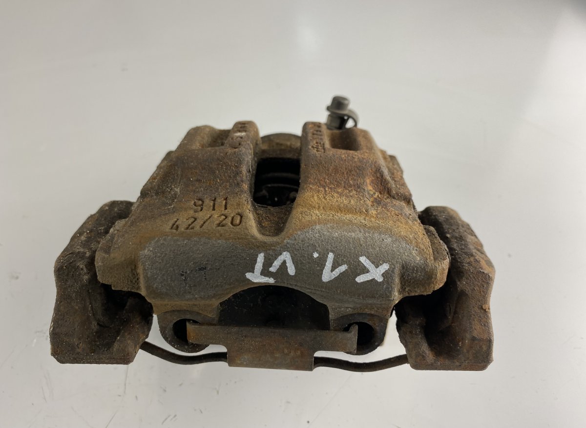 BMW X1 (E84) Brake caliper rear left BMW X1 (E84) (2009-2015) Brake caliper rear lef...