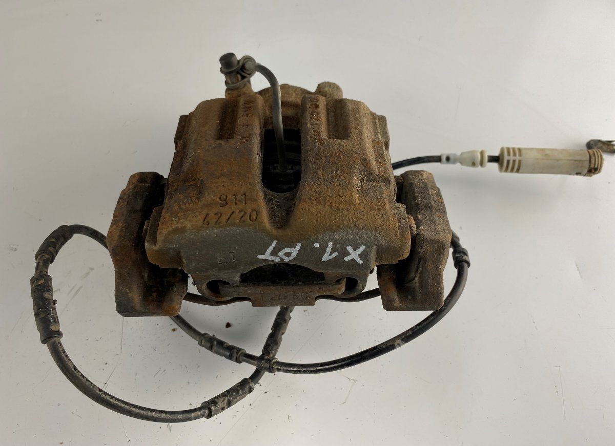 BMW X1 (E84) Brake caliper rear right BMW X1 (E84) (2009-2015) Brake caliper rear rig...