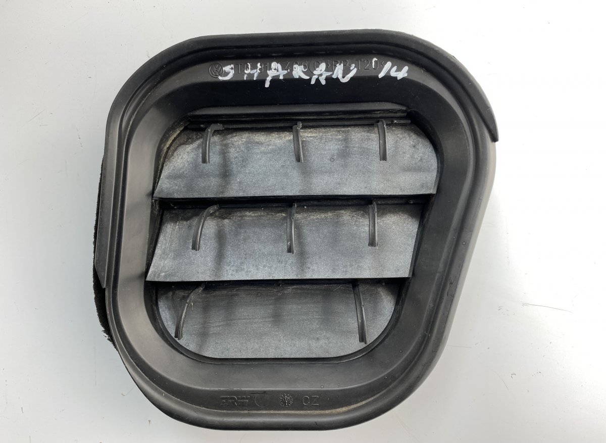 Volkswagen Touran Luggage Compartment air vent right VW TOURAN (1T3) (2010-2015) Luggage Compartment...