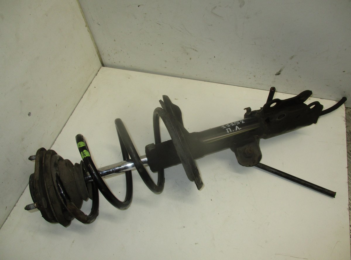Toyota RAV4 (XA30) Shock Absorber Front Left TOYOTA RAV 4 III (XA30) (2005-2012) Shock Absor...