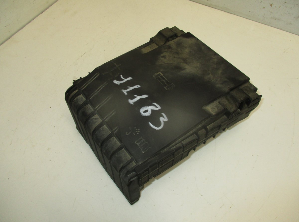 Volkswagen Sharan Fuse box VW SHARAN II (7N) (2010-2022) Fuse box 3C093712...