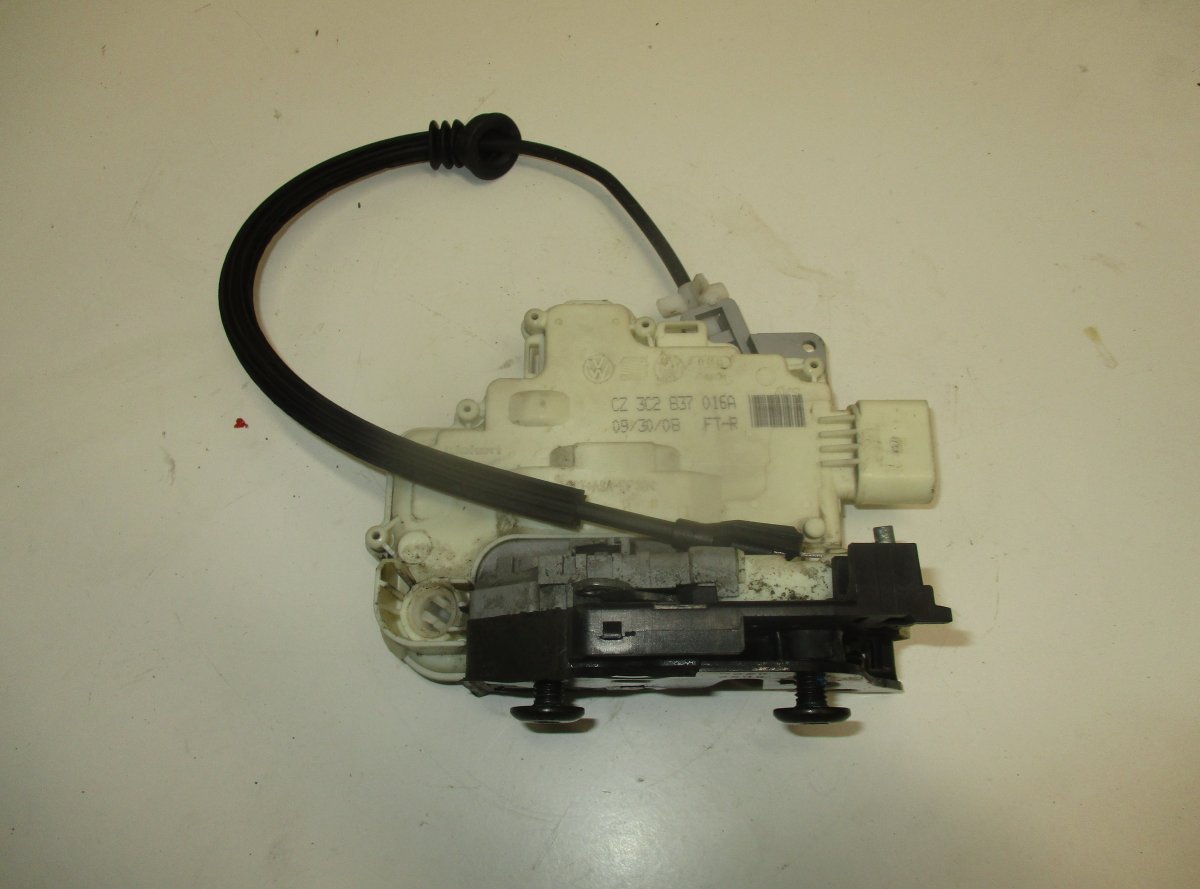 Skoda Superb (3T) Door Lock Front Right SKODA SUPERB II (3T4, 3T5) (2008-2015) Door Loc...