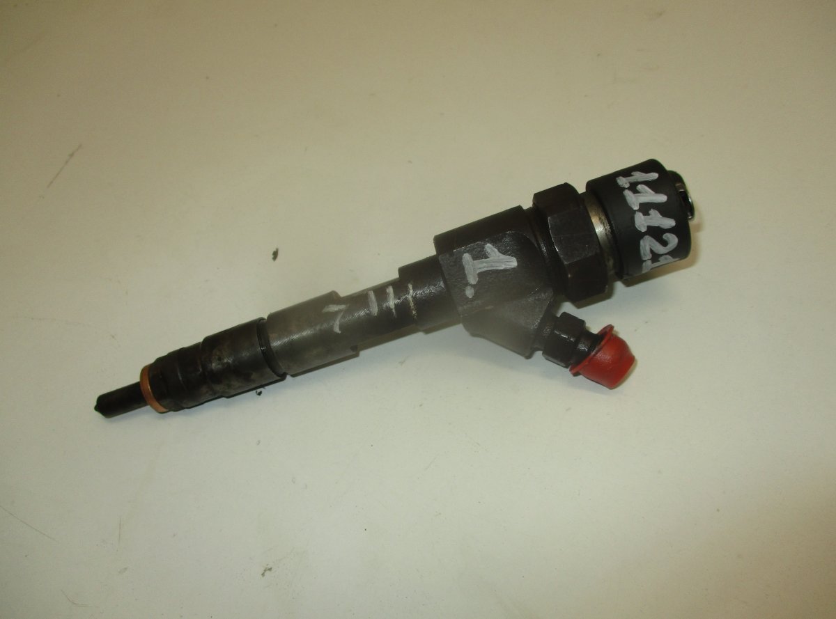 Nissan Primera Fuel Injector Fuel injector — NISSAN PRIMERA (P12) (2002-2008...