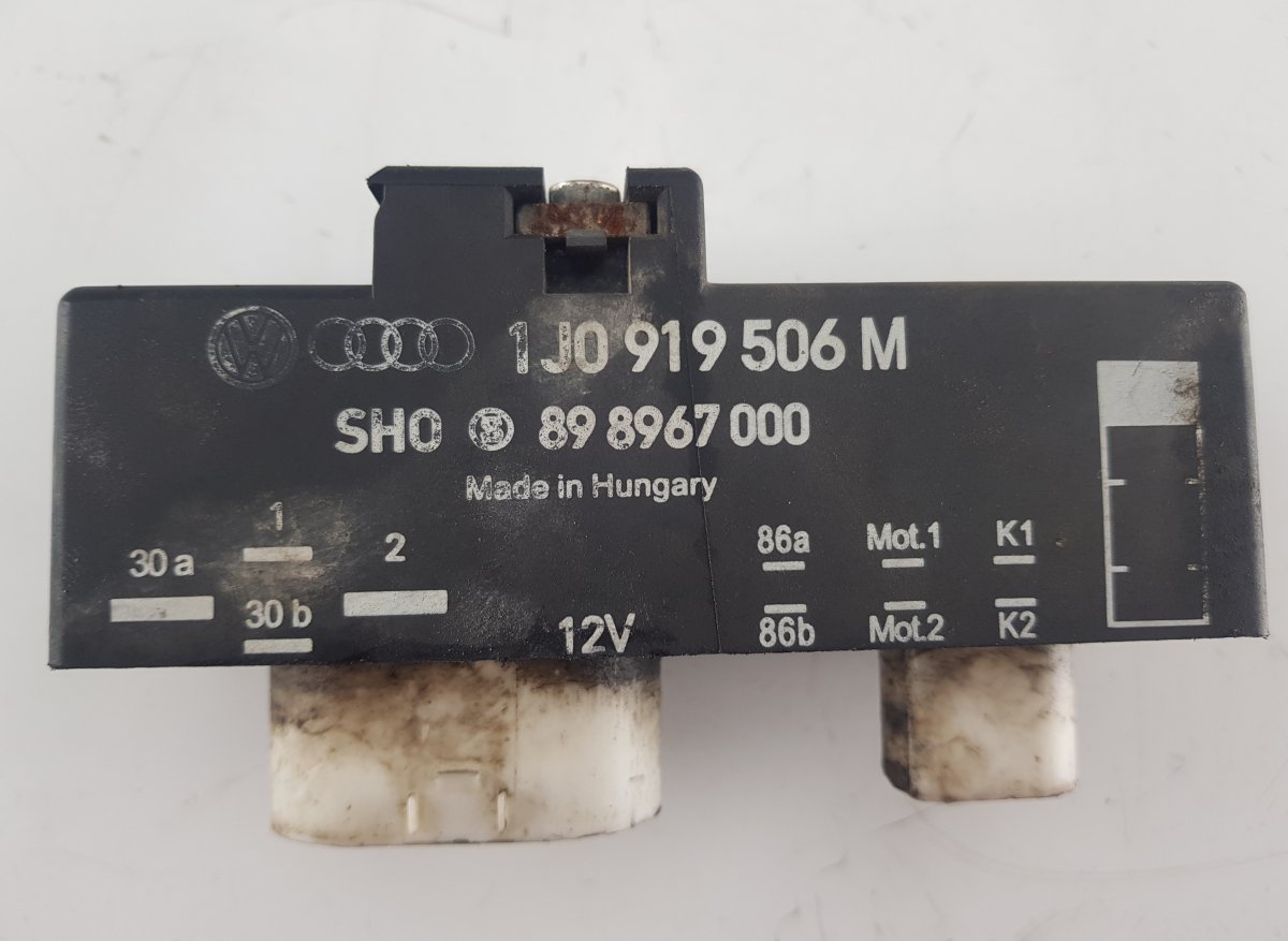 Volkswagen Polo Radiator Fan Relay / Control unit VW POLO V (6R, 6C, 61) (2009-2017) Radiator Fan...