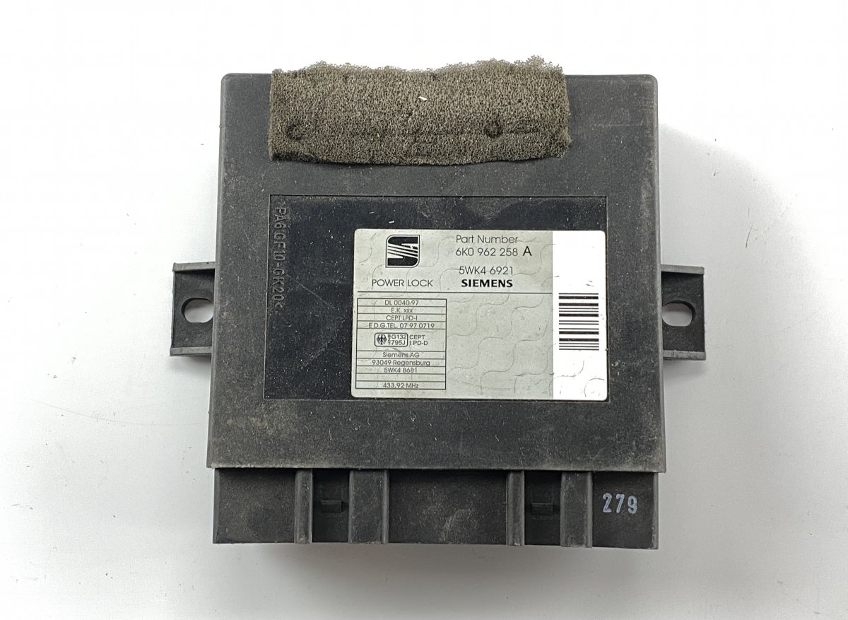 Seat Cordoba Central Locking Control Unit SEAT IBIZA II / CORDOBA (6K) (1993-2002) Centra...