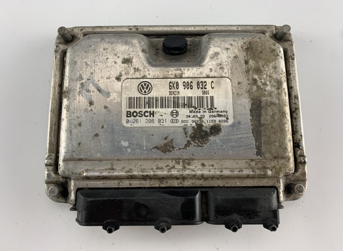 Seat Cordoba Engine Control Unit / module (ECU) SEAT IBIZA II / CORDOBA (6K) (1993-2002) Engine...