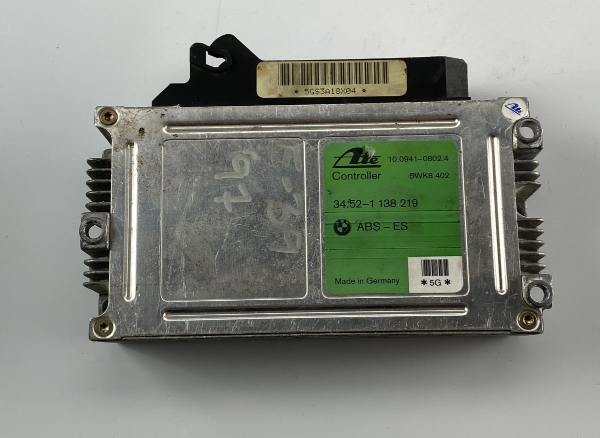 BMW 5 (E39) ASR control unit BMW 5 (E39) (1995-2004) ASR control unit 34.52-...